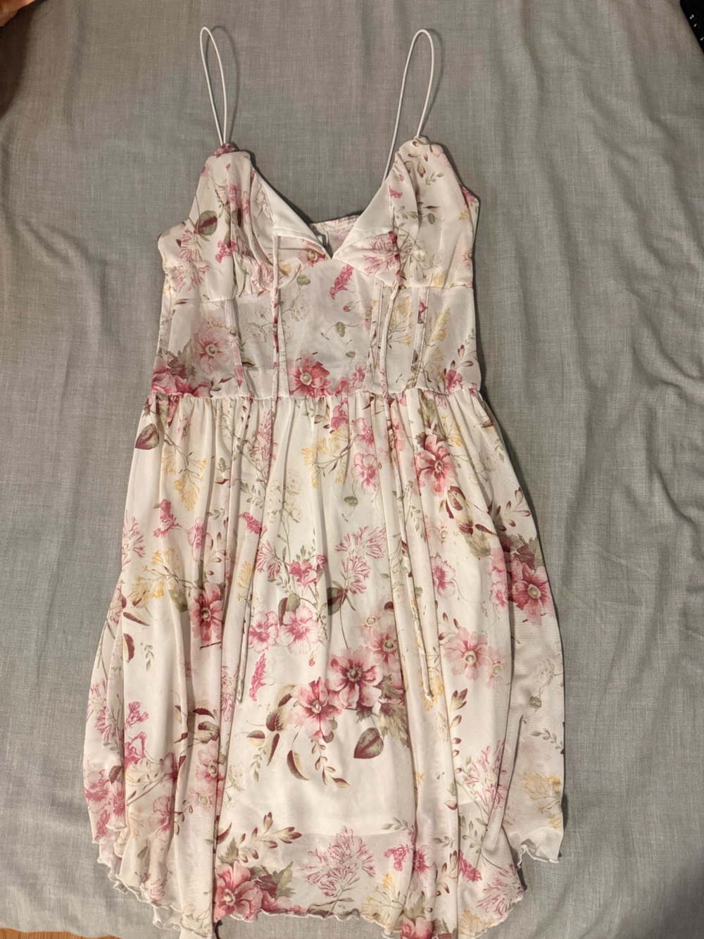 Rue21 Cream Floral Ruffle Sleeve Tunic